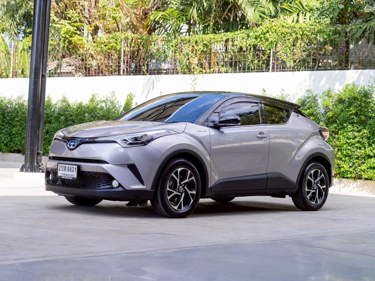 Toyota C-HR 2021 1.8 Hybrid Premium Safety Utility-car ไฮบริด ไม่ติดแก๊ส เกียร์อัตโนมัติ เงิน รูปที่ 3