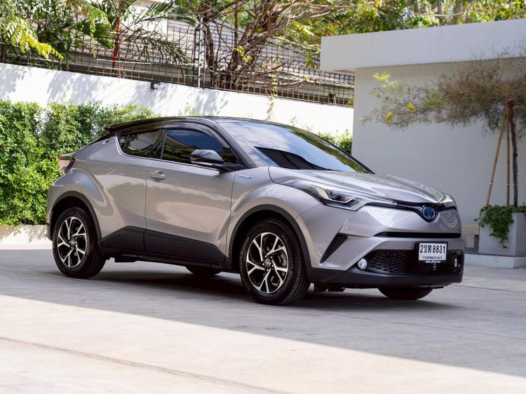 Toyota C-HR 2021 1.8 Hybrid Premium Safety Utility-car ไฮบริด ไม่ติดแก๊ส เกียร์อัตโนมัติ เงิน