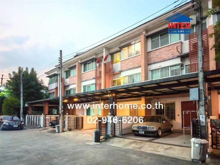 ทาวน์เฮ้าส์ 3 ชั้น 20 ตร.ว. หมู่บ้านทาวน์พลัส เกษตร-นวมินทร์ ใกล้โรงเรียนเลิศหล้า ถนนคลองลำเจียก ถนนประเสริฐมนูกิจ เขตบึงกุ่ม กรุงเทพมหานคร