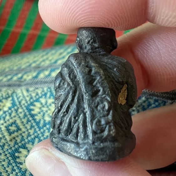 รูปหล่อหลวงพ่อแดง รูปที่ 4