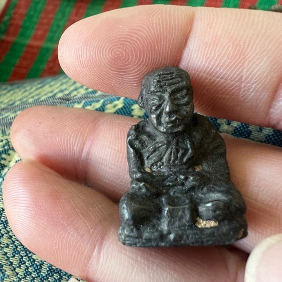 รูปหล่อหลวงพ่อแดง รูปที่ 7