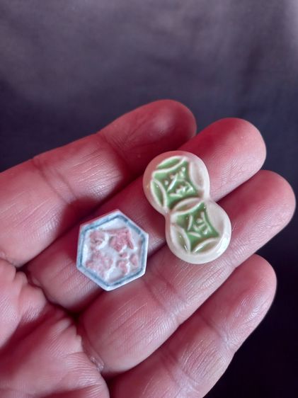 เบี้ยปี้ โรงบ่อน เนื้อกระเบื้อง