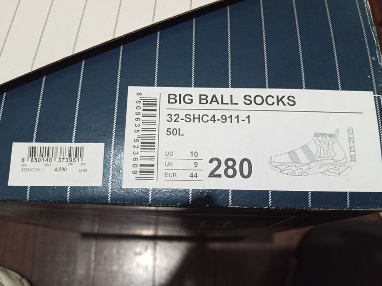 รองเท้าชาย ไซส์44 NY หรือ MLB แท้ รูปที่ 7