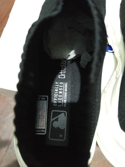 รองเท้าชาย ไซส์44 NY หรือ MLB แท้ รูปที่ 5