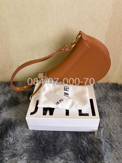 JW PEI Ashlie Crossbody Bag จาก Shop new york รูปที่ 2