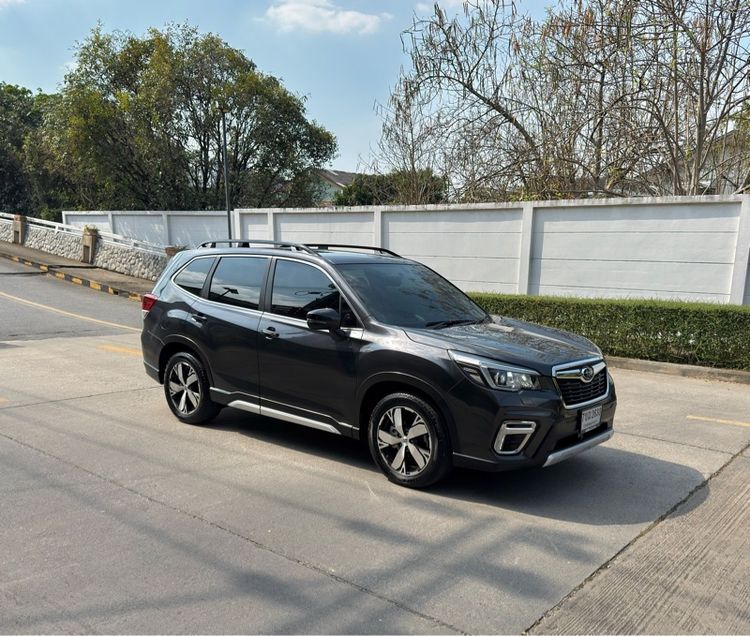 Subaru Forester 2019 2.0 i-S Utility-car เบนซิน ไม่ติดแก๊ส เกียร์อัตโนมัติ เทา รูปที่ 2