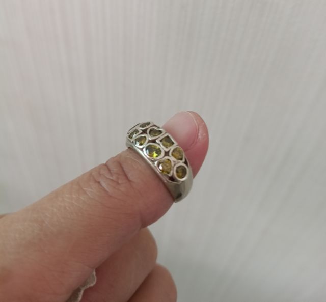 แหวนฝังพลอย รูปที่ 2