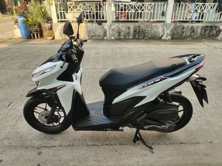 🛵ยังไงก็ขาย CLICK125 i ปี 64 เครื่องดี สีสวย สตาร์ทมือ เล่มชุดโอนครบ+เปลี่ยนถ่ายน้ำมันเครื่องฟรี ส่งฟรี30 ก.ม รูปที่ 2