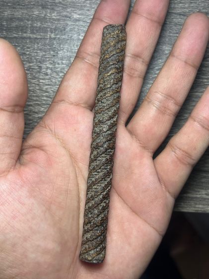 เปิดตะกรุดตะกั่วยาว 4.8 นิ้วไม่ทราบที่(มีสินค้าหลายรายการกดเข้ามาดูในโปรไฟล์ได้เลยครับ) รูปที่ 2