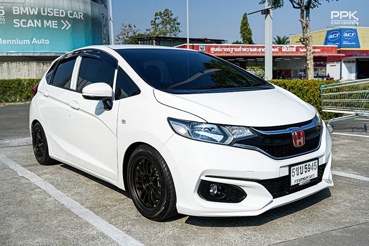 Honda Jazz 2019 1.5 S Sedan เบนซิน ไม่ติดแก๊ส เกียร์อัตโนมัติ ขาว รูปที่ 3