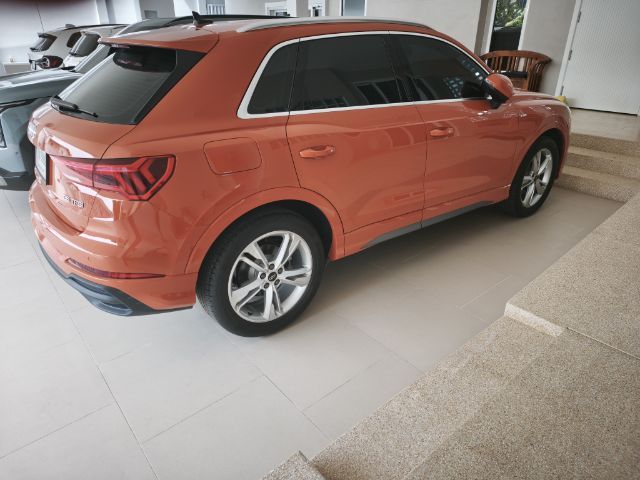 Audi Audi Q3  2024 2.0 TFSI AWD Utility-car เบนซิน เกียร์อัตโนมัติ ส้ม รูปที่ 4