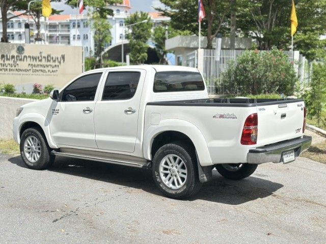 Toyota Hilux Vigo Champ 2013 Smart Cab 3.0 G Prerunner Pickup ดีเซล ไม่ติดแก๊ส เกียร์อัตโนมัติ ขาว รูปที่ 4