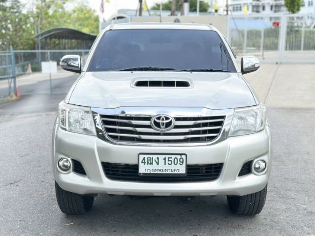 Toyota Hilux Vigo Champ 2013 Smart Cab 2.5 G VNT Prerunner Pickup ดีเซล ไม่ติดแก๊ส เกียร์อัตโนมัติ เทา รูปที่ 3
