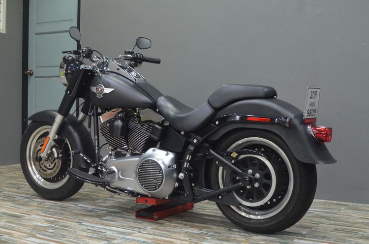 Harley Fat Boy Lo ปี 2014 สีดำ Black Denim รูปที่ 6