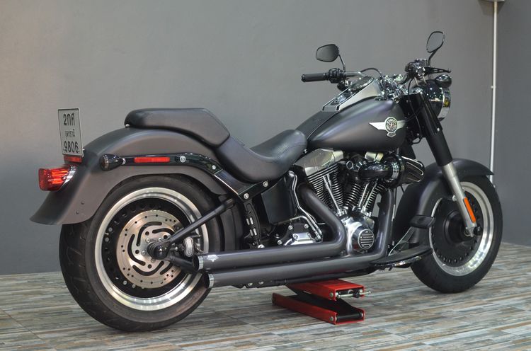 Harley Fat Boy Lo ปี 2014 สีดำ Black Denim รูปที่ 3