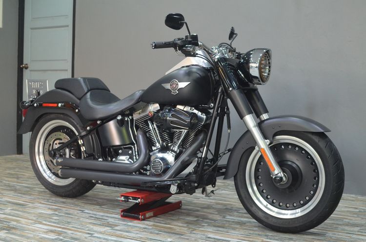 Harley Fat Boy Lo ปี 2014 สีดำ Black Denim รูปที่ 2