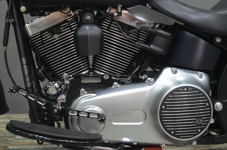Harley Fat Boy Lo ปี 2014 สีดำ Black Denim รูปที่ 14