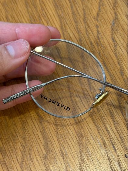 แว่นGivenchy แท้โคตรถูก‼️1,500 บาท‼️ รูปที่ 3