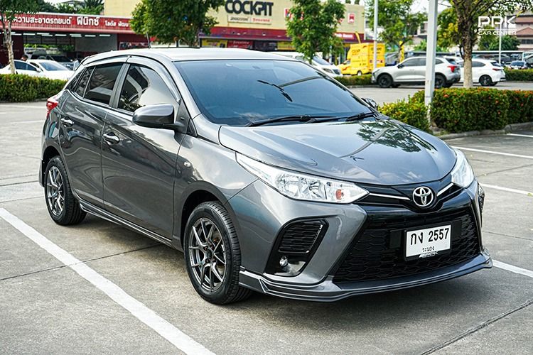 Toyota Yaris 2022 1.2 Entry Sedan เบนซิน ไม่ติดแก๊ส เกียร์อัตโนมัติ เทา รูปที่ 3