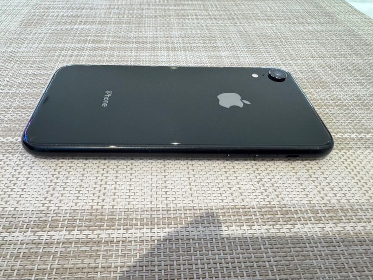 iPhone XR สีดำ 64gb รูปที่ 4