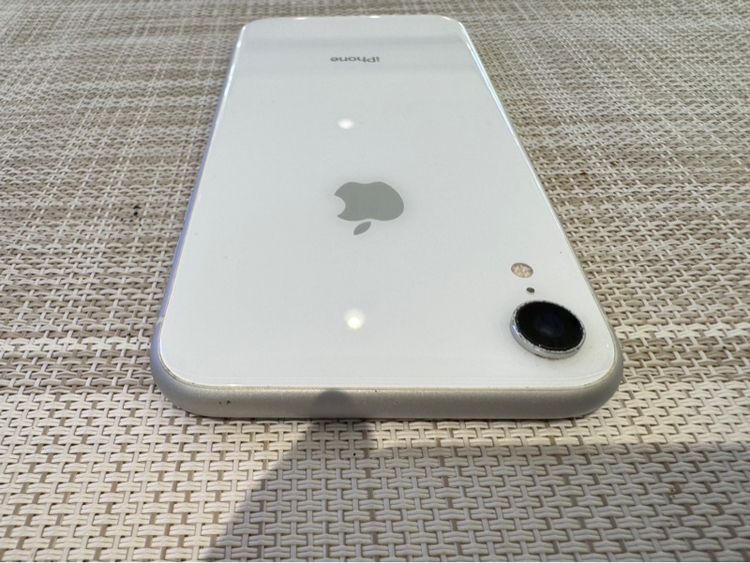 iPhone XR 64 สีขาว รูปที่ 4