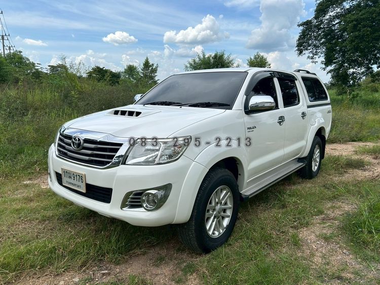 รถ Toyota Hilux Vigo Champ Double Cab 2.5 E VNT Prerunner สี ขาว