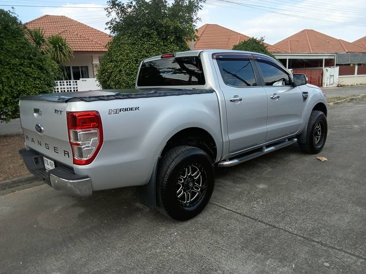 รถ Ford Ranger 2.0 Hi-Rider XLS สี บรอนซ์เงิน