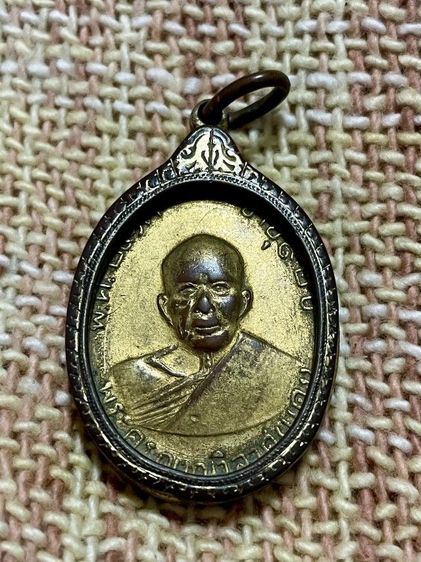 หลวงพ่อแดง