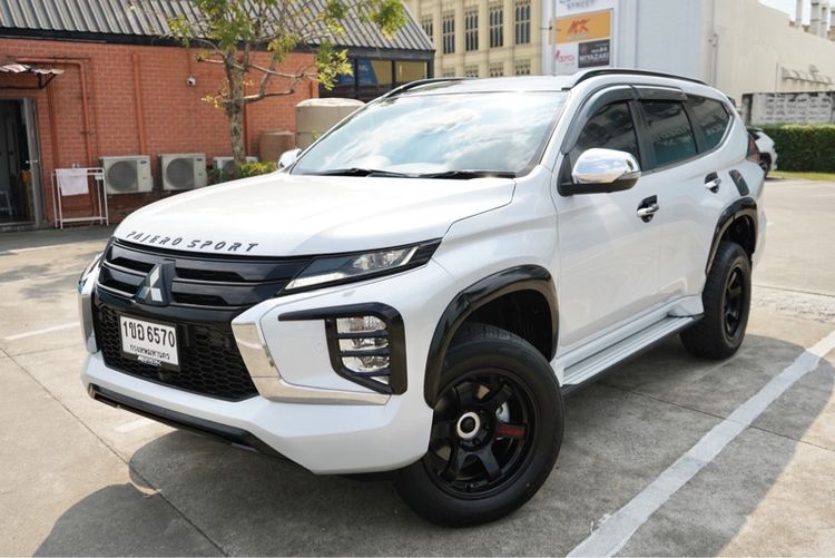 รถ Mitsubishi Pajero Sport 2.4 GT Premium Elite Edition 4WD สี ขาว