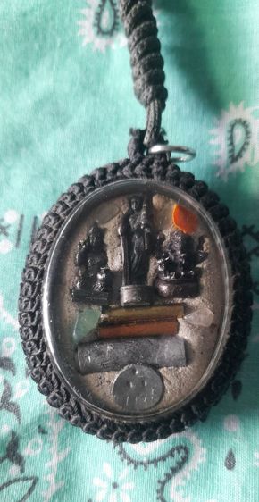 ล็อกเก็ตจัมโบ้ หลวงปู่หงษ์ รูปที่ 3