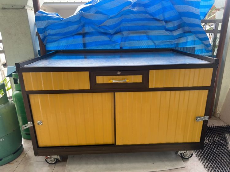 เคาน์เตอร์อาหารและเครื่องดื่ม รูปที่ 2