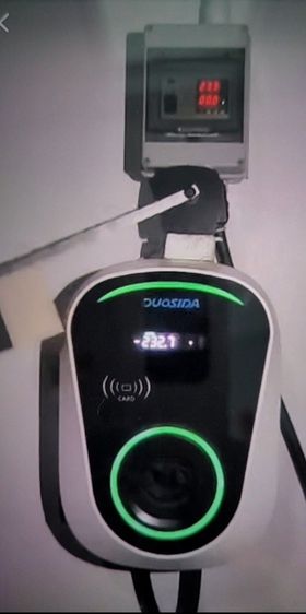 เครื่องช่วยทาบบัตรชาจ์นรถไฟฟ้า อัตโนมัติ สะดวก รูปที่ 2