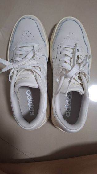 หนังสังเคราะห์ รองเท้าผ้าใบ UK 8.5 | EU 42 2/3 | US 9 รองเท้า Adidas สีขาวล้วน ไซต์ 41