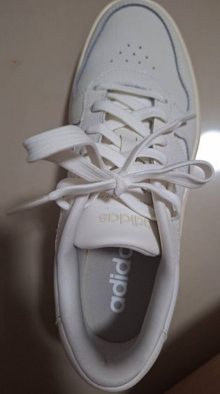 รองเท้า Adidas สีขาวล้วน ไซต์ 41 รูปที่ 3