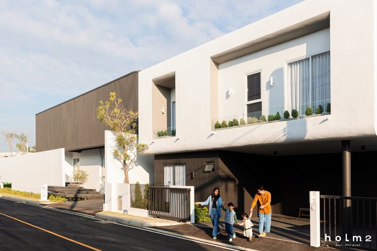 อื่นๆ ไม่มี 2025 บ้านเดี่ยว 4 ห้องนอน ใกล้เซ็นทรัลเชียงใหม่