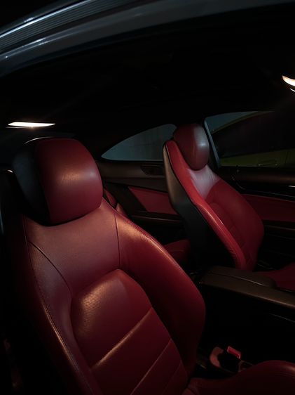 Mercedes-Benz C-Class 2012 C180 AMG Sedan เบนซิน ไม่ติดแก๊ส เกียร์อัตโนมัติ ขาว รูปที่ 4