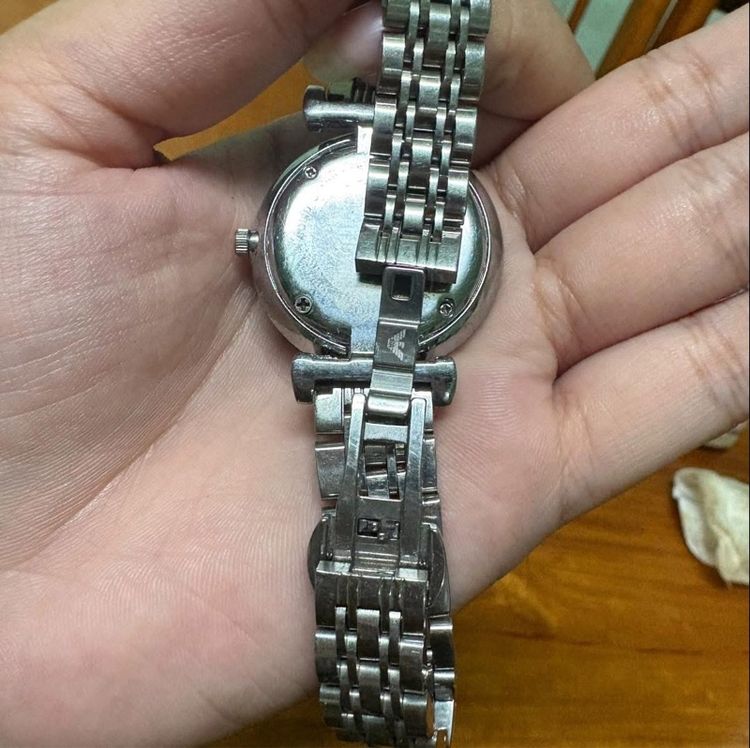 🕰 Emporio Armani ผู้หญิง ของแท้  รูปที่ 3