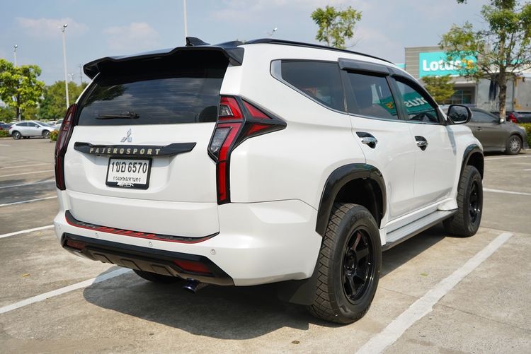 Mitsubishi Pajero Sport 2021 2.4 GT Premium Limited Edition Utility-car ดีเซล ไม่ติดแก๊ส เกียร์อัตโนมัติ ขาว รูปที่ 3