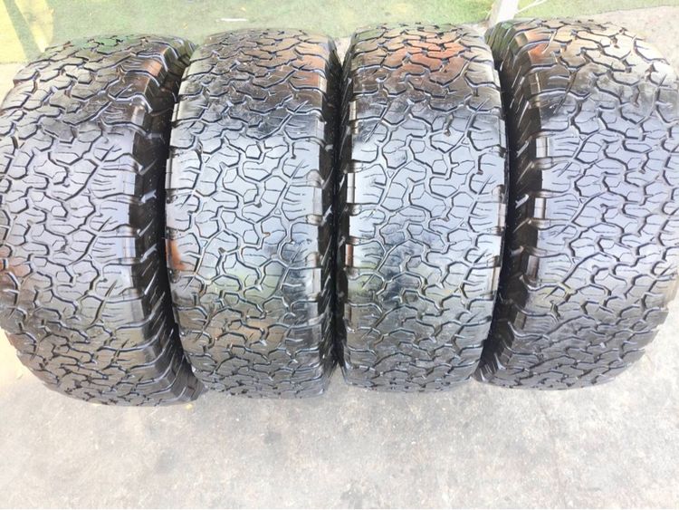 ยางกระบะ bf goodrich 285 70 17 ปี 23 Made in Thailand ชุดละ 20,000 บาท
