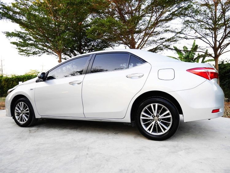 Toyota Altis 2016 1.8 E Sedan เบนซิน ไม่ติดแก๊ส เกียร์อัตโนมัติ บรอนซ์เงิน รูปที่ 3