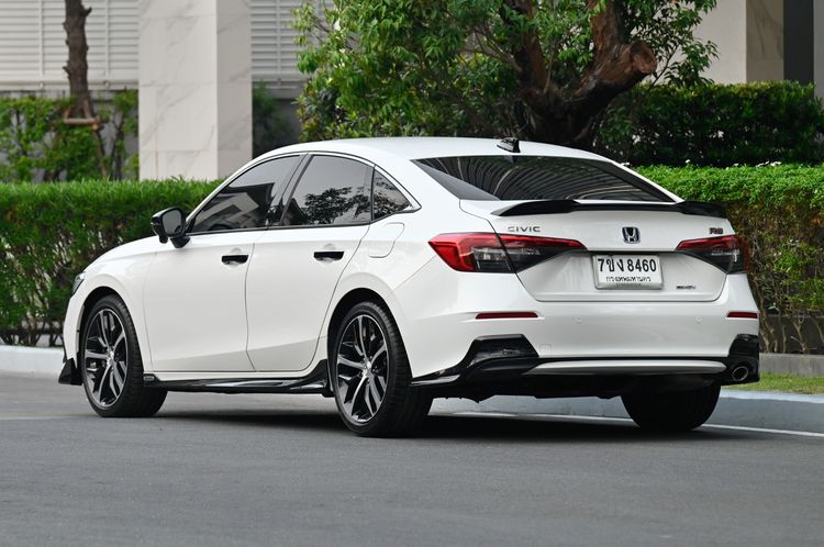 Honda Civic 2022 2.0 eHEV RS Sedan ไฮบริด ไม่ติดแก๊ส เกียร์อัตโนมัติ ขาว รูปที่ 3