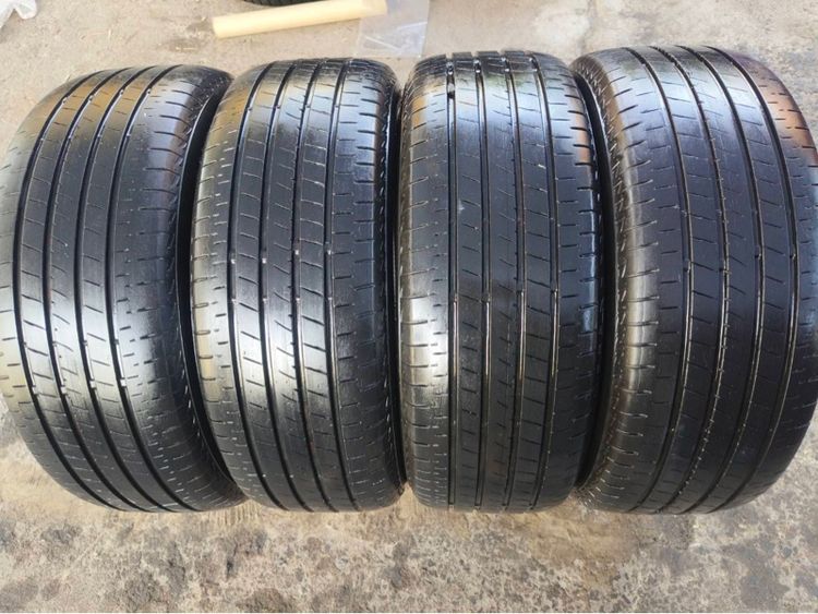 ยาง Bridgestone t005a 215 55 17 ปี 25 ชุดละ 6,000 บาทครับ