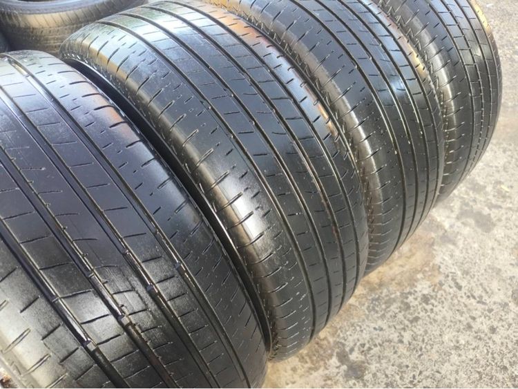 ยาง Bridgestone t005a 215 55 17 ปี 25 ชุดละ 6,000 บาทครับ รูปที่ 4