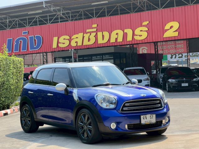 รถ Mini COUNTRYMAN 2.0 D สี น้ำเงิน