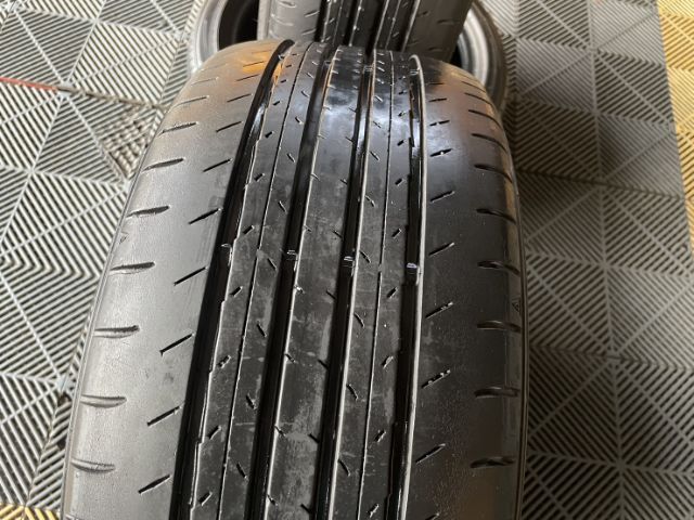 ขายยางมิชลิน 225 45 17 ติด toyota altis ยังไม่ช้ำไม่บวม ยางปี 22 ใช้งานมา รูปที่ 5