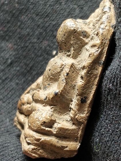 พระรอดลำพูนพิมพ์เล็กครับ รูปที่ 14