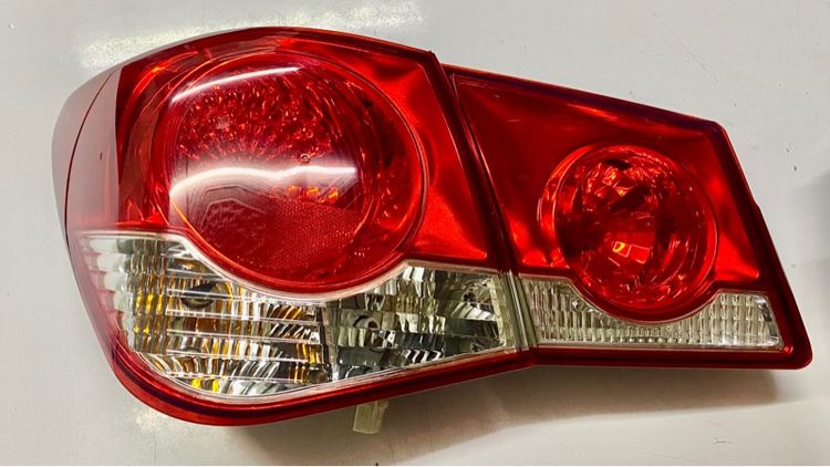 ไฟท้าย Chevrolet CRUZE ของแท้  รูปที่ 4