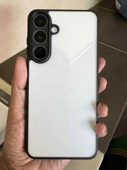 Sumsung S 25 fe Ram 8 Rom 256 GB สีขาว 