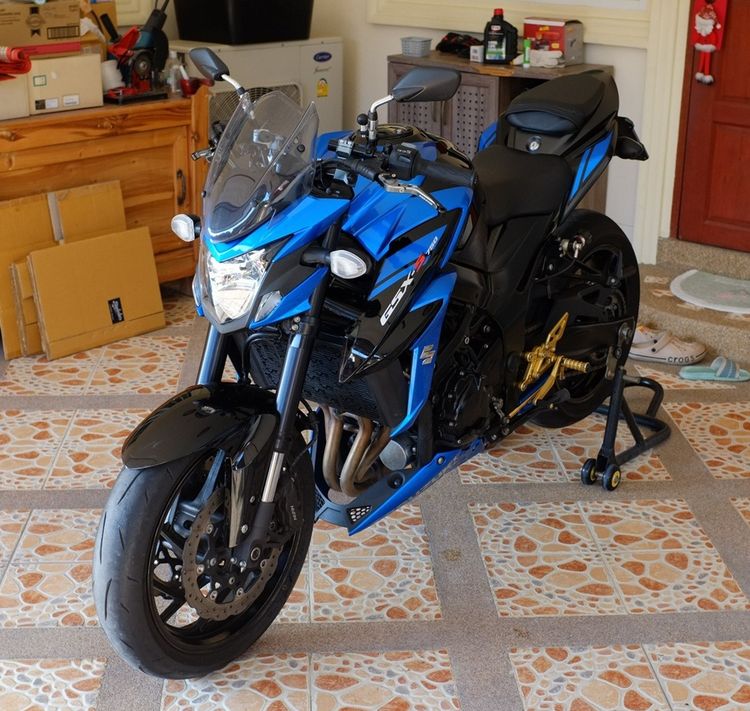 GSX-S750 รูปที่ 2