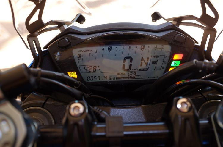 GSX-S750 รูปที่ 5